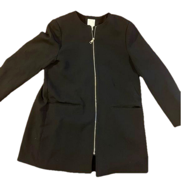 H&M jacket 🥰 - Picture 1 of 3